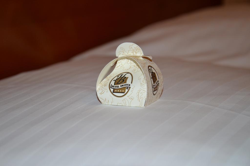 Hotel Bristol Tarnow Ruang foto