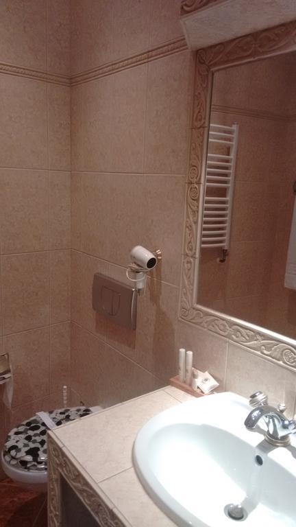 Hotel Bristol Tarnow Bagian luar foto